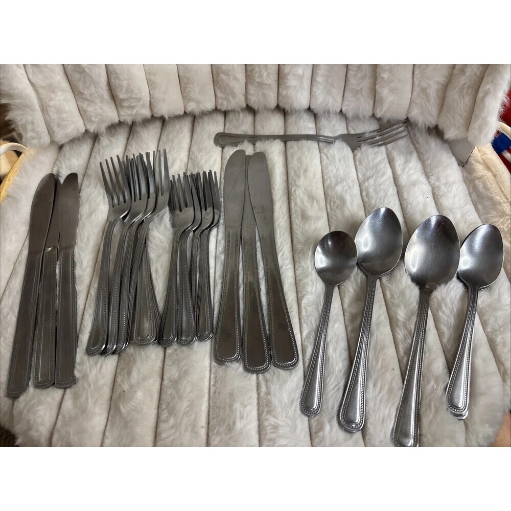 26 Pc Lot Double Beaded Pearl Stainless Flatware Set - Mixed Spoons Knives Forks